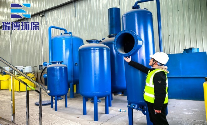 小型絮凝劑加藥設備有哪些_循環(huán)水處理_絮凝劑_加藥裝置廠家現(xiàn)場圖