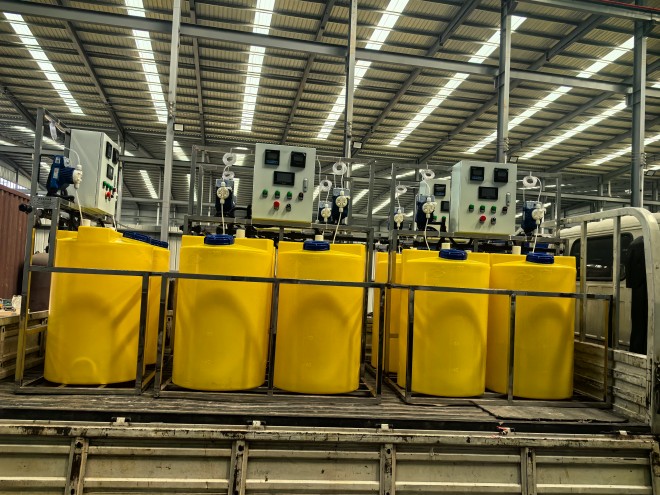 水處理_循環(huán)水_PAM_PAC絮凝劑_加藥設(shè)備_廠(chǎng)家現(xiàn)場(chǎng)圖