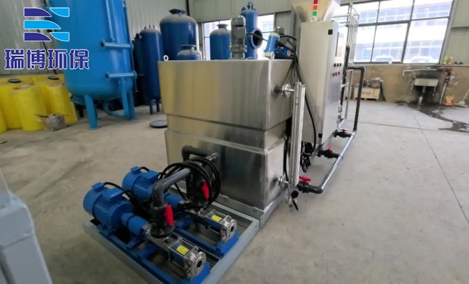 三箱加藥設(shè)備技術(shù)參數(shù)_循環(huán)水處理_絮凝劑_加藥裝置廠家定制圖